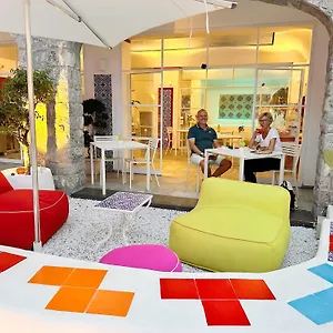 https://villa-bossa.hotels-amalfi.com