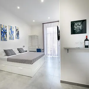 https://president-suites.hotels-amalfi.com
