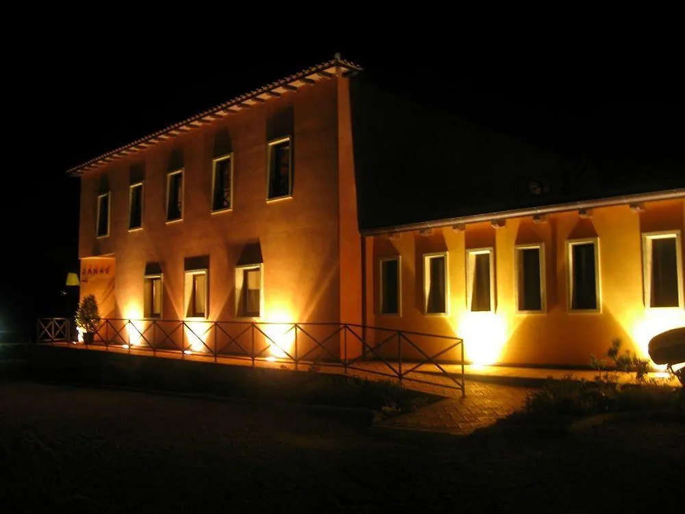 Janas Country Resort Mores Hotel