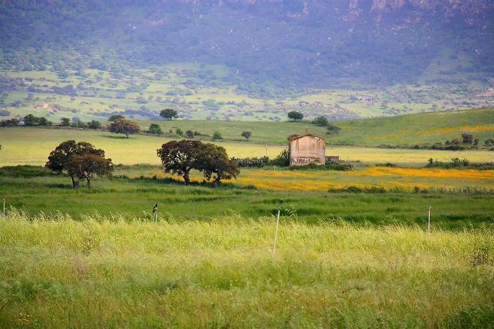 Janas Country Resort Mores Hotel
